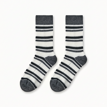 ボーダービンテージ風ウール混シルクソックス超柔らかい